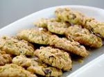 Raisin Pecan Oatmeal Cookies was pinched from <a href="http://www.foodnetwork.com/recipes/ina-garten/raisin-pecan-oatmeal-cookies-recipe/index.html" target="_blank">www.foodnetwork.com.</a>