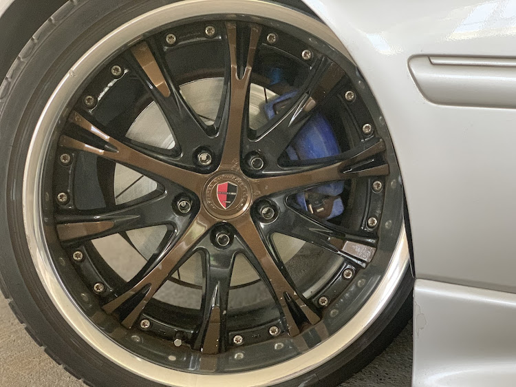 マークIIのショートナックル・スリットローター・車高調整に関するカスタム事例の投稿画像3枚目