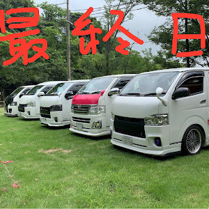 ハイエースバン TRH200V