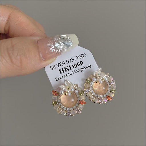 Title 4, High-grade Retro Stud Earrings with Crystal Zir...