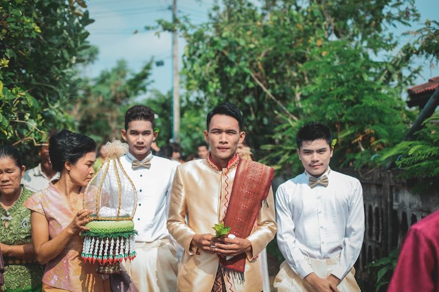 Fotógrafo de bodas Nonthaphat Saetan (dutch). Foto del 7 de septiembre 2020