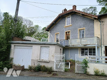 maison à Saint-Jean-la-Vêtre (42)