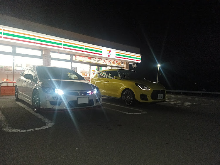 シビックタイプRの冠山峠道路開通・VTEC🐈愛猫倶楽部・せせらぎ街道・アーニャ行方不明・サイドマーカー交換に関するカスタム事例の投稿画像1枚目