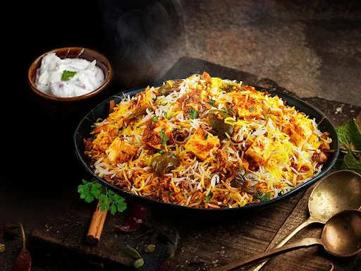 Dum Spicy Paneer Biryani [Serves 1]