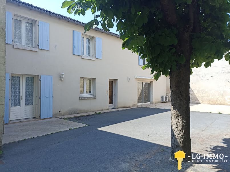 Vente maison 6 pièces 200 m² à Gémozac (17260), 209 750 €