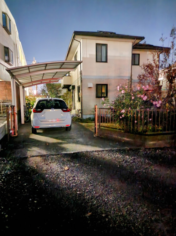 フィットの武蔵野フーズ所沢工場・自宅の駐車場に関するカスタム事例の投稿画像13枚目