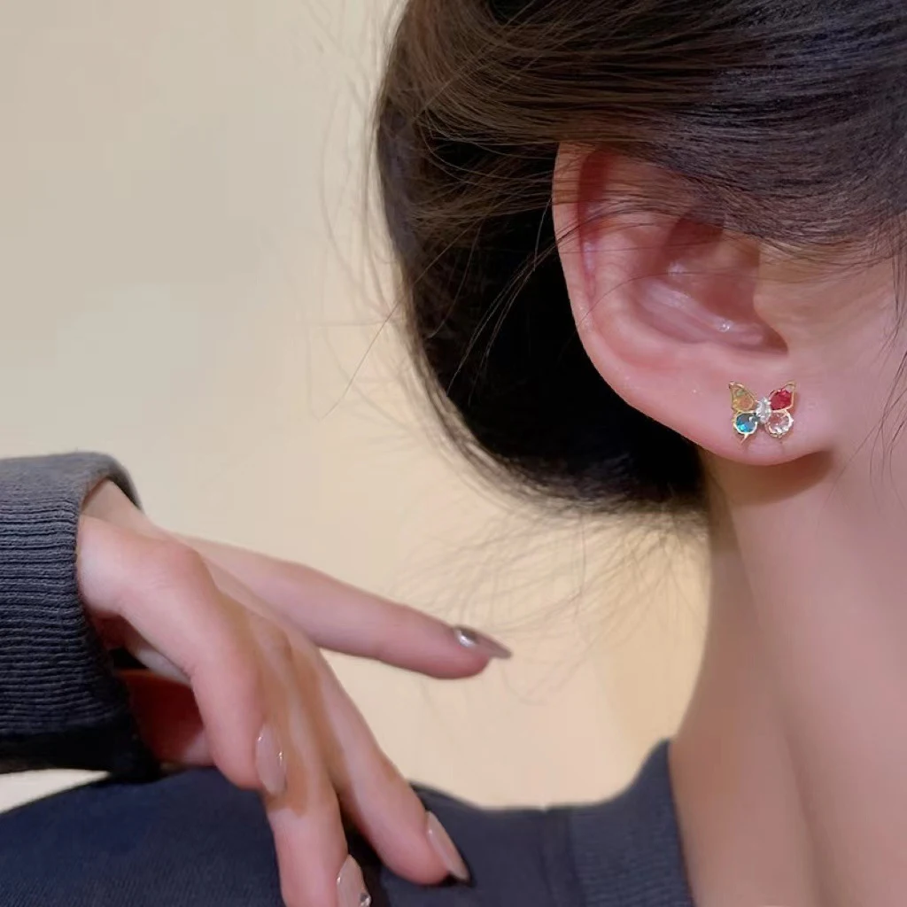 Title 2, Boucles doreilles papillon en zircon couleur f...