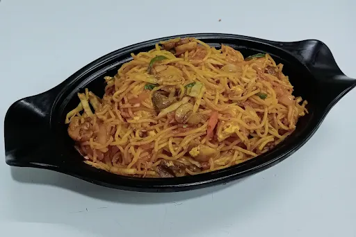 Veg Singapuri Chowmein