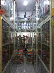 Sachin Saree Center photo 4