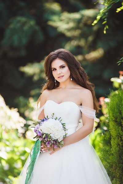 Wedding photographer Ekaterina Zubkova (katezubkova). Photo of 16 August 2017