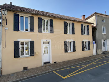 maison à Saint-Saud-Lacoussière (24)