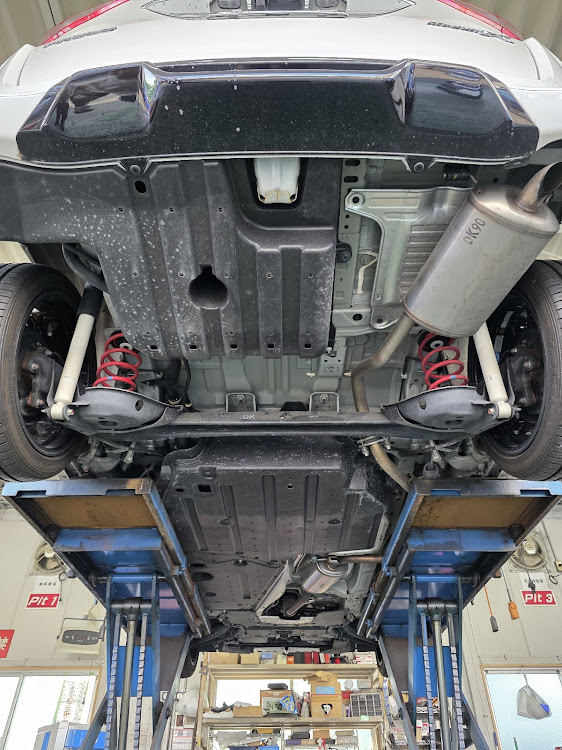 フリードのModuloX・アシンメトリー・期日前投票へ行ってきました・車検見積りに関するカスタム事例の投稿画像4枚目