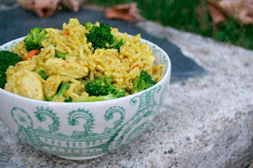 Curried Rice with Chicken and Vegetables