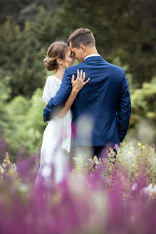 Fotografo di matrimoni Szandra Nagy-Fábián (nagyfszandra). Foto del 6 luglio 2022