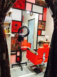 Dee's Salon photo 2