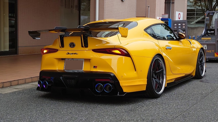 スープラの納車・GRスープラ RZ・スープラ・千葉フォルニア・車高の低さは知能の低さに関するカスタム事例の投稿画像2枚目