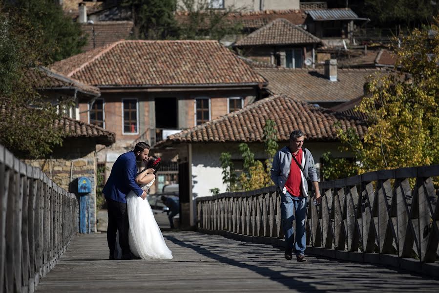 Fotografo di matrimoni Dan Galia (galia). Foto del 10 dicembre 2018