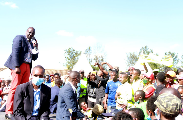 Deputy President William Ruto addresses residents at Ruthimitu Mixed Secondary School in Dagoretti constituency where he attended a church service on January 24, 2021