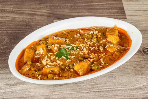 Matar Paneer