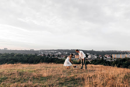 Wedding photographer Anastasiya Sviridenko (fotosviridenko). Photo of 11 October 2020