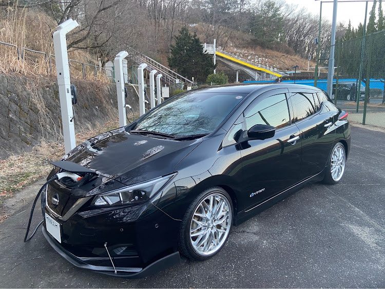リーフのマーメイドMT・FC復活・パンは有料・車中泊・クラウンのタイヤ欲しい🛞に関するカスタム事例の投稿画像6枚目