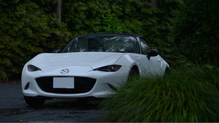 ロードスターのオープンカーのある生活・雨天ドライブ・夕活・紫陽花・一眼レフ　D800に関するカスタム事例の投稿画像10枚目