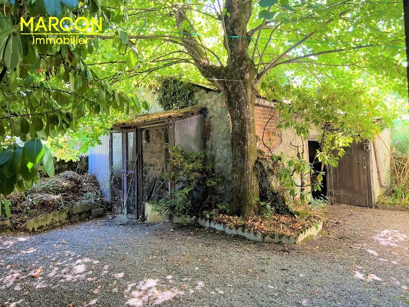 Vente maison 7 pièces 180 m² à Ahun (23150), 66 600 €