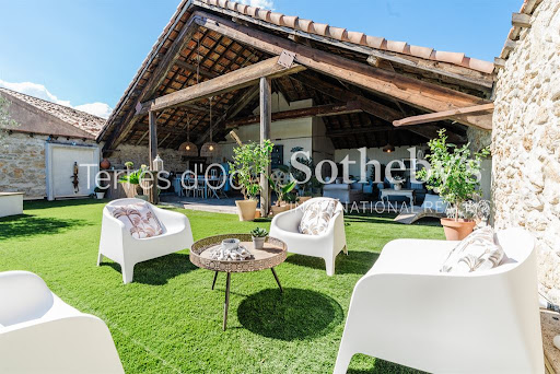 Maison avec terrasse 1