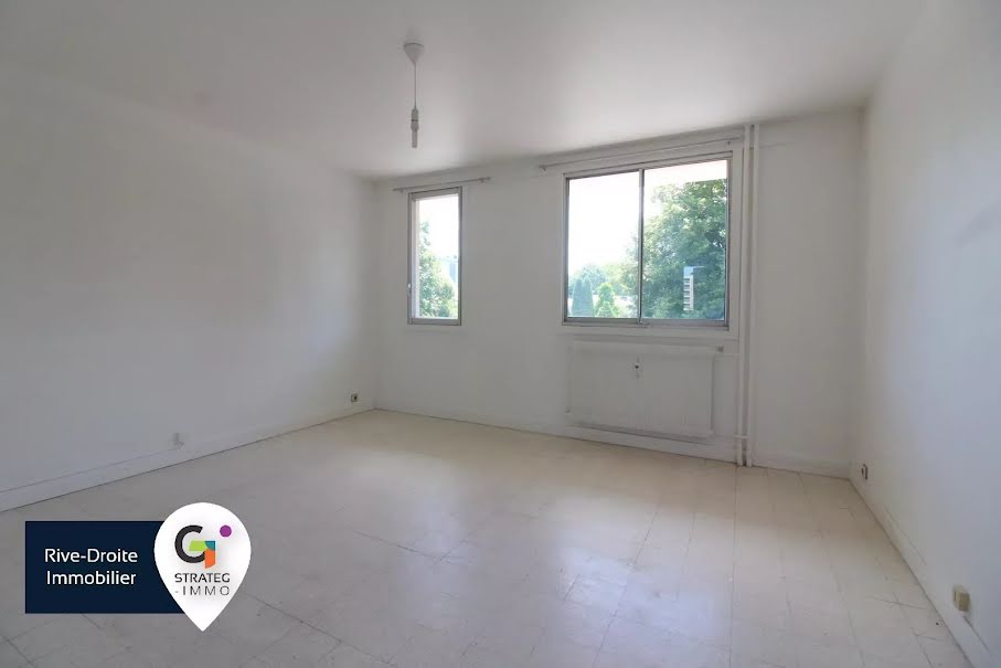 Location  appartement 2 pièces 46.9 m² à Mont-Saint-Aignan (76130), 617 €