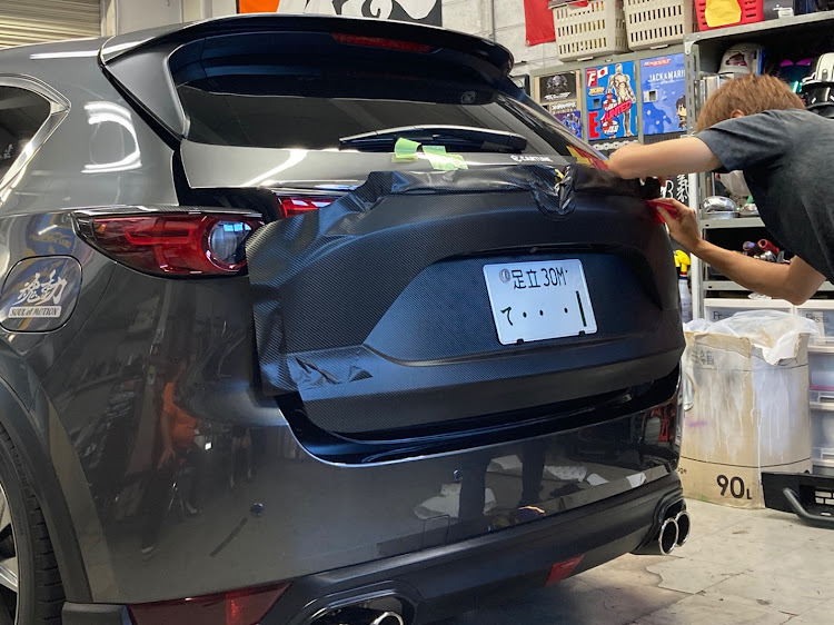 CX-5の25T・ART FACTORY GRAPHICS・最終仕上げ・cx5ラッピング施工・ステッカーに関するカスタム事例の投稿画像10枚目