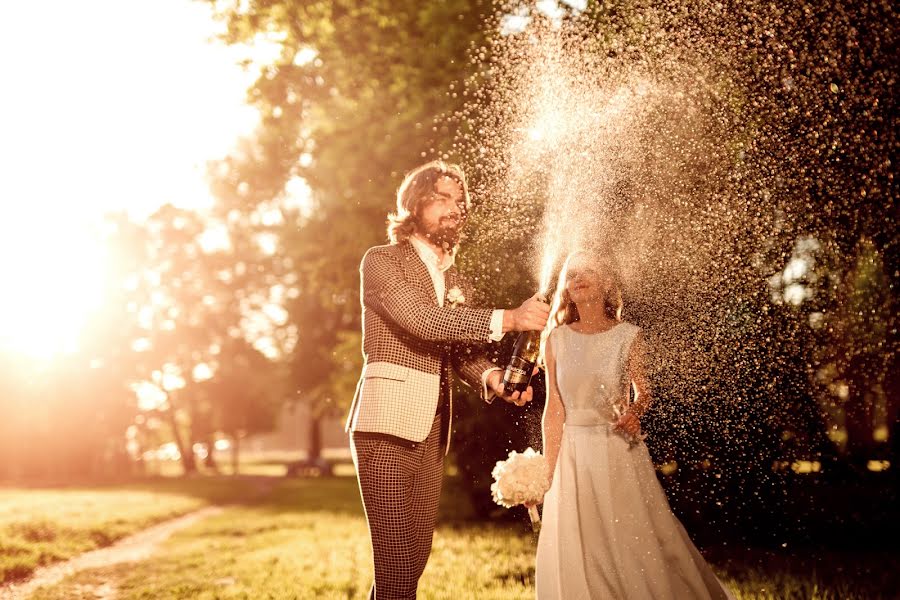 Wedding photographer Ekaterina Karavaeva (triksi). Photo of 21 June 2018