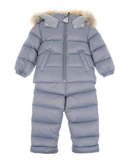 Комплект детский Moncler за 48 000 руб.