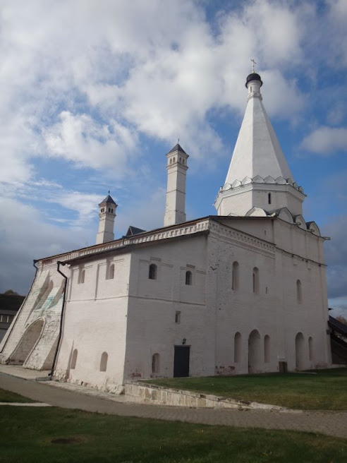 Уездные бриллианты: Старица и немного Твери (Тверская обл.)