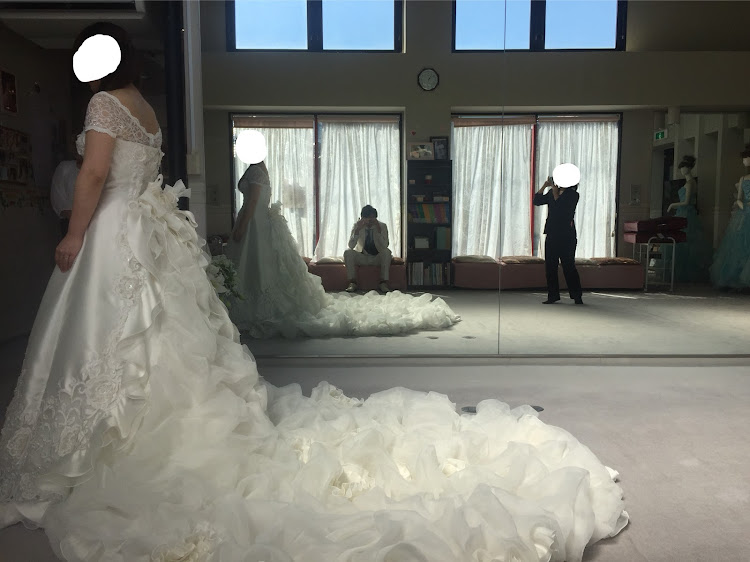 ヴェルファイアの結婚式衣装合わせ・最終フェッティングに関するカスタム事例の投稿画像3枚目