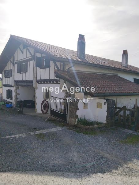 Vente maison 8 pièces 300 m² à Briscous (64240), 575 000 €