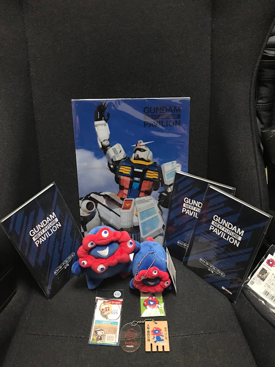 シビックタイプRの今日も一日お疲れさんでした(*^^*)・仕事終わりにパシャリ・万博ミャクミャク・万博土産・めざせPickUpCarsに関するカスタム事例の投稿画像2枚目