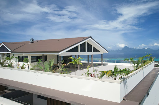Apartment with terrace and pool 2