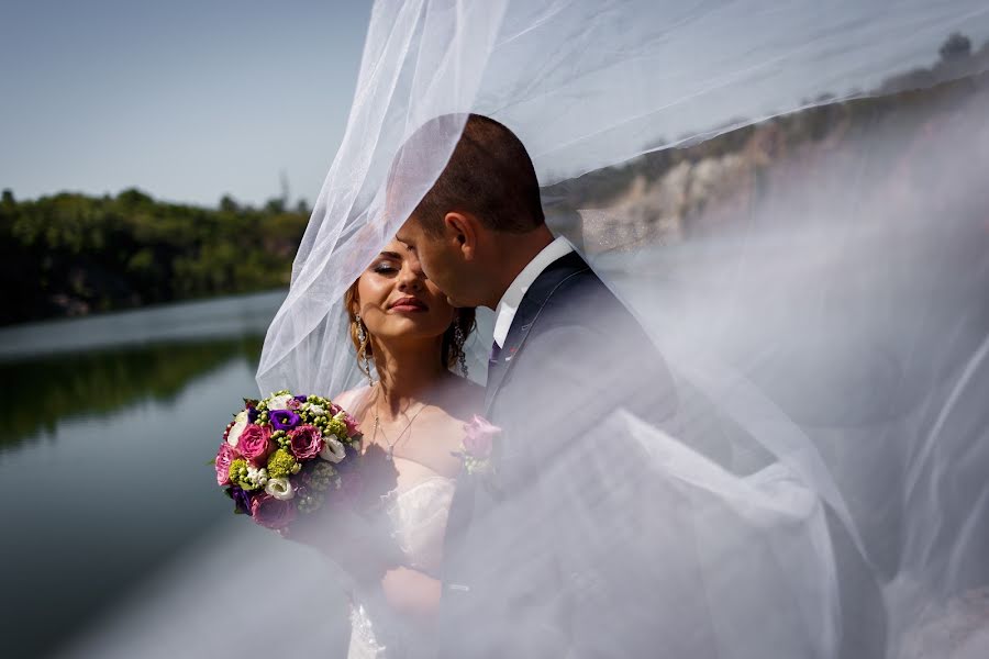 Wedding photographer Evgeniy Logvinenko (logvinenko). Photo of 13 June 2017