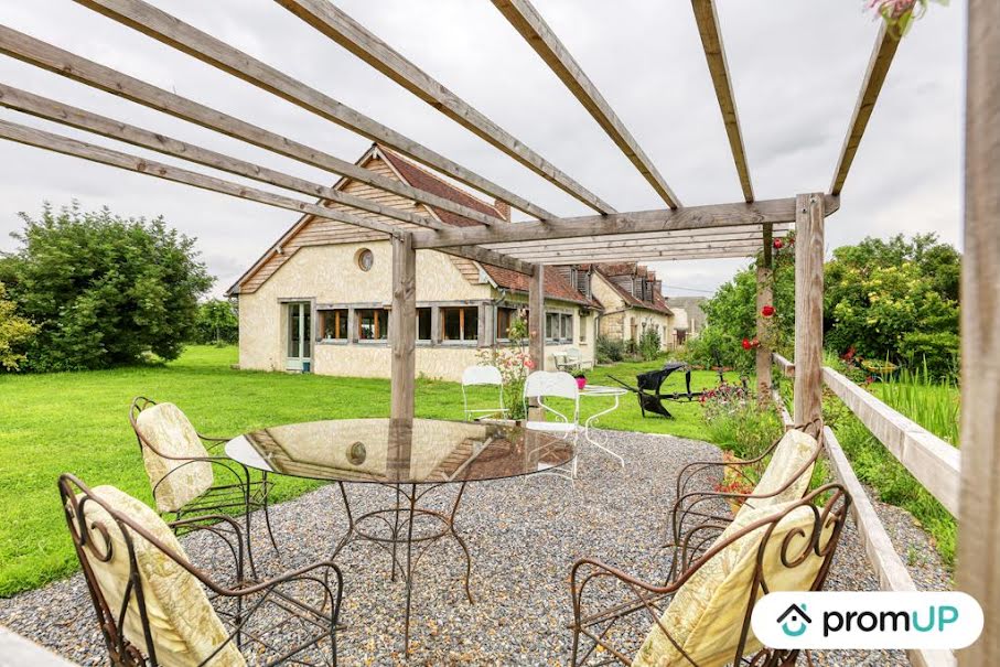 Vente maison 5 pièces 198 m² à La Chapelle-du-Bois (72400), 273 000 €