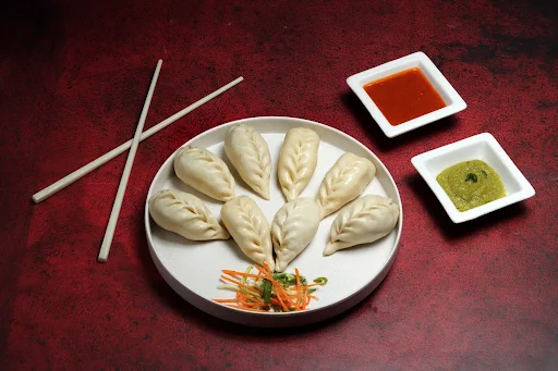 Veg Momos [8 Pieces]