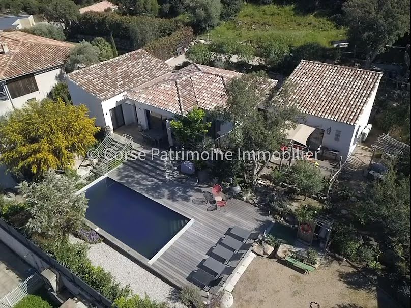 Vente villa 5 pièces 134 m² à Sainte lucie de porto vecchio (20144), 980 000 €