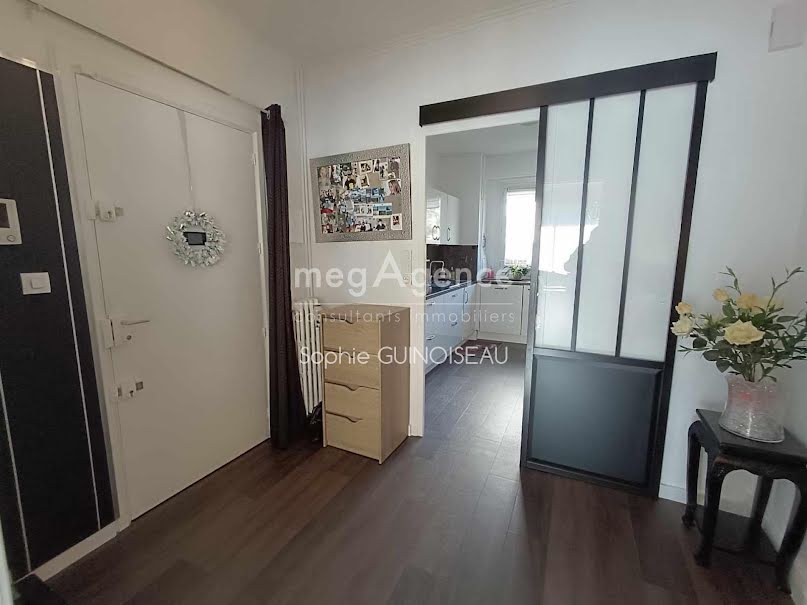 Vente appartement 6 pièces 124 m² à Cholet (49300), 250 000 €