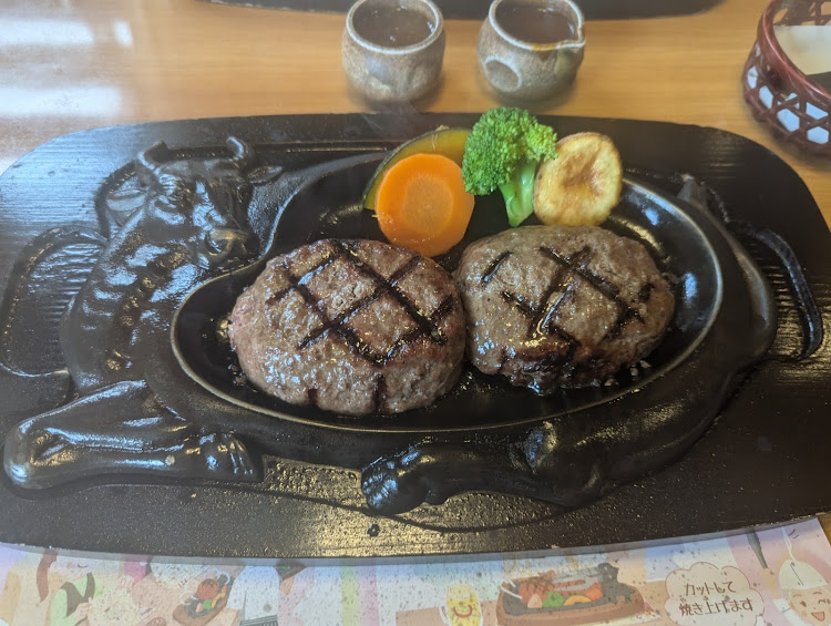 ピクシススペースカスタムのドライブ旅行・弁天島海浜公園・さわやかハンバーグ・刈谷ハイウェイオアシス・土山SAに関するカスタム事例の投稿画像7枚目