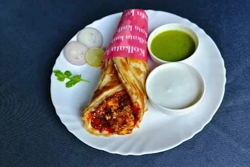 Achari Chicken Tikka Roll