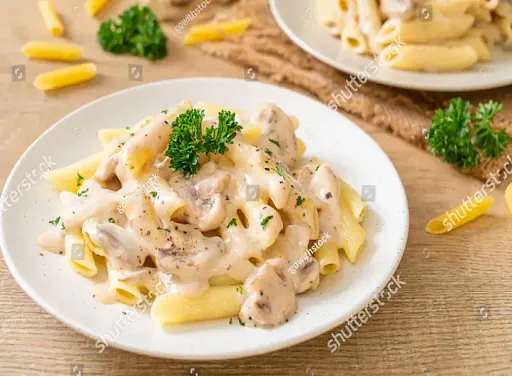 White Sauce Pasta