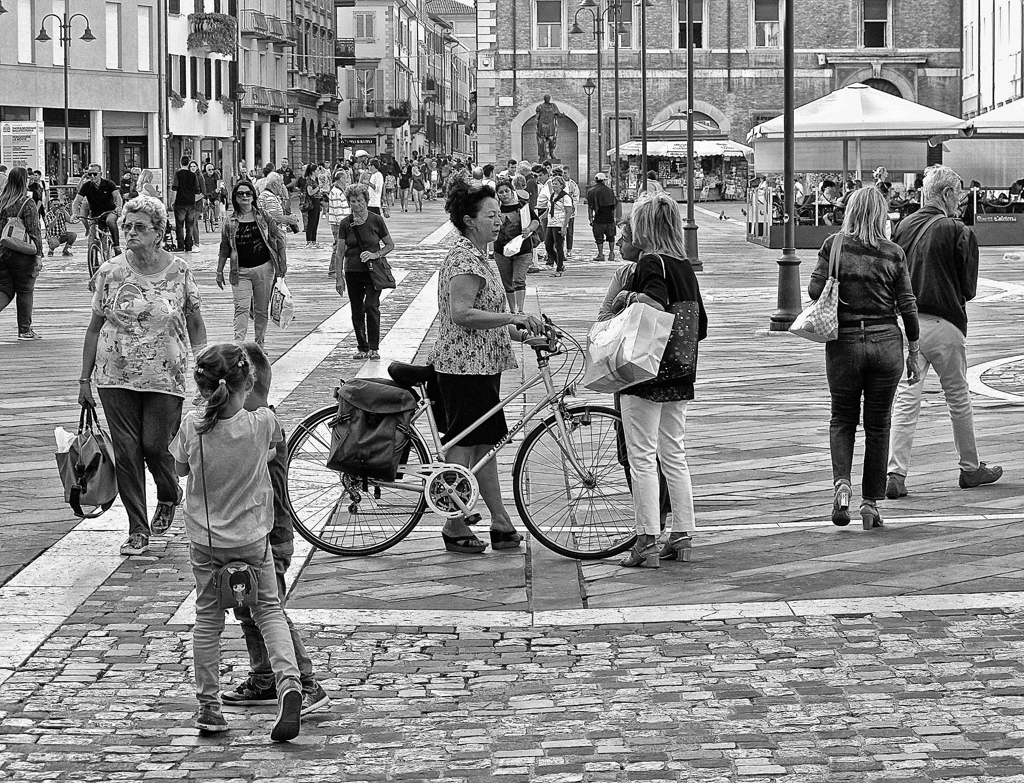 Gente di piazza. di sangiopanza