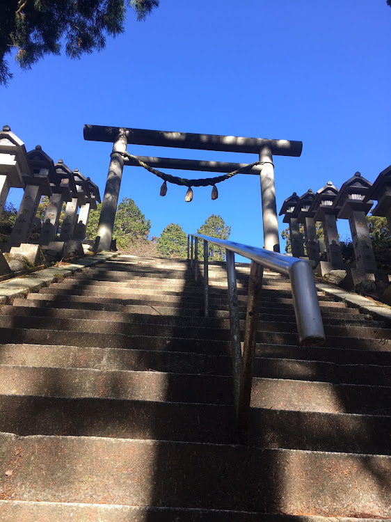 フィットアリアのOSACALIFORNIA・Thug Life・登山・金剛山・修験者に関するカスタム事例の投稿画像6枚目