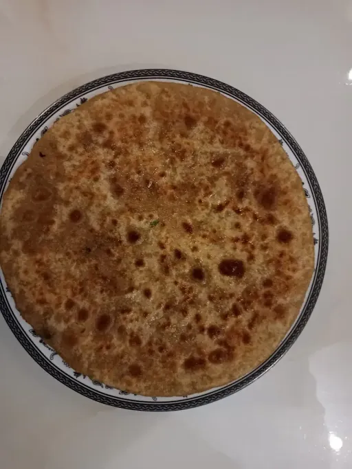 Desi Ghee Aloo Matar Paratha [9 Inches]