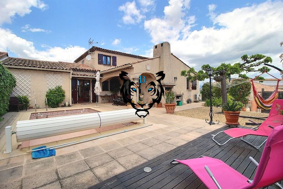 Vente maison 4 pièces 143 m² à Roquebrune-sur-Argens (83520), 570 000 €