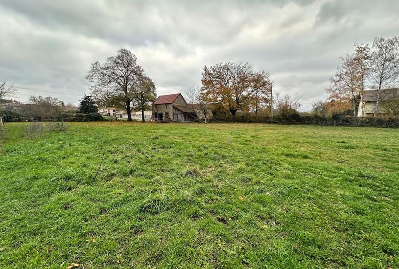  Vente Terrain à bâtir - à Bussières-et-Pruns (63260) 